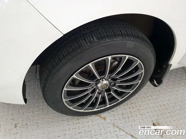Chevrolet Spark 2012 1.0 механика, миниатюра 6 Chevrolet Spark 2012 1.0 механика, миниатюра 6
