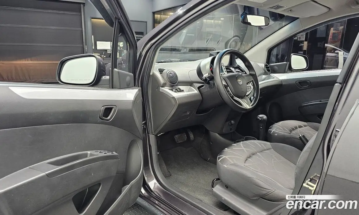 Chevrolet Spark 2013 1.0 автомат (гидро), фото 10 Chevrolet Spark 2013 1.0 автомат (гидро), фото 10