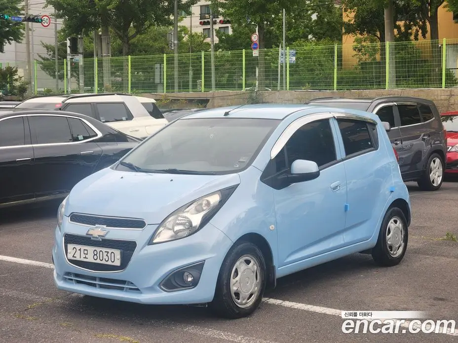 Chevrolet Spark 2013 1.0 автомат (гидро), фото 1 Chevrolet Spark 2013 1.0 автомат (гидро), фото 1