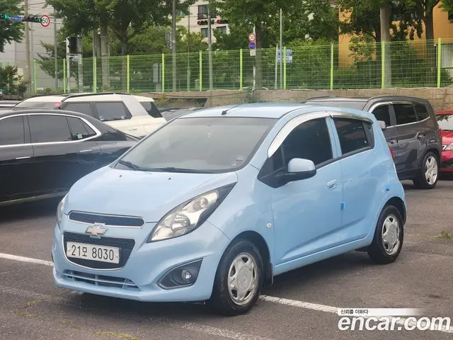 Chevrolet Spark 2013 1.0 автомат (гидро), миниатюра 1 Chevrolet Spark 2013 1.0 автомат (гидро), миниатюра 1