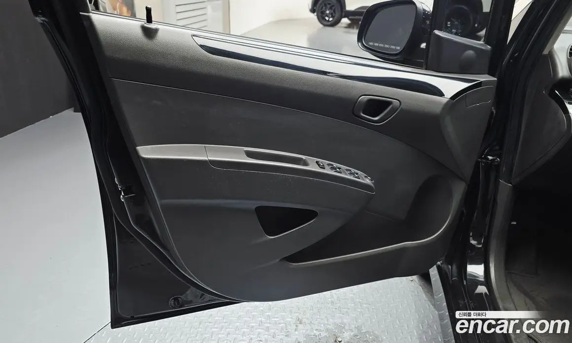 Chevrolet Spark 2015 1.0 автомат (гидро), фото 14 Chevrolet Spark 2015 1.0 автомат (гидро), фото 14