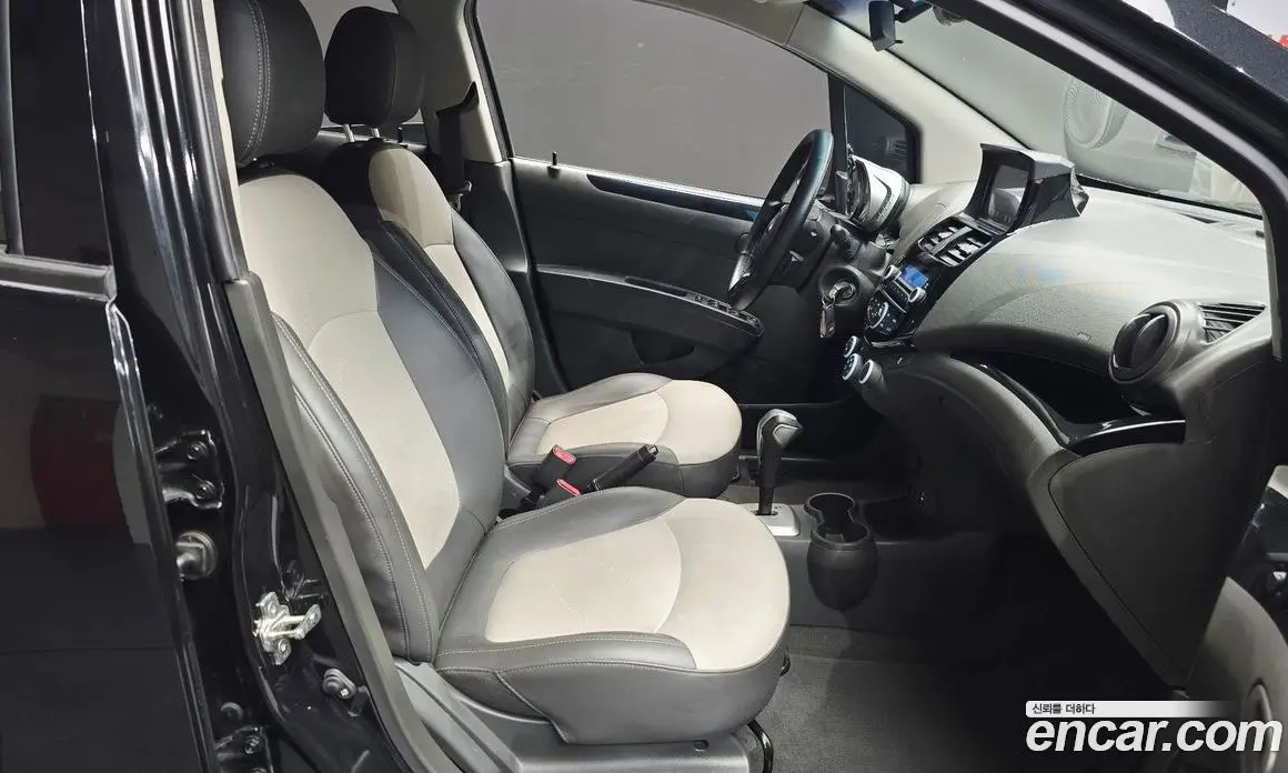 Chevrolet Spark 2015 1.0 автомат (гидро), фото 16 Chevrolet Spark 2015 1.0 автомат (гидро), фото 16
