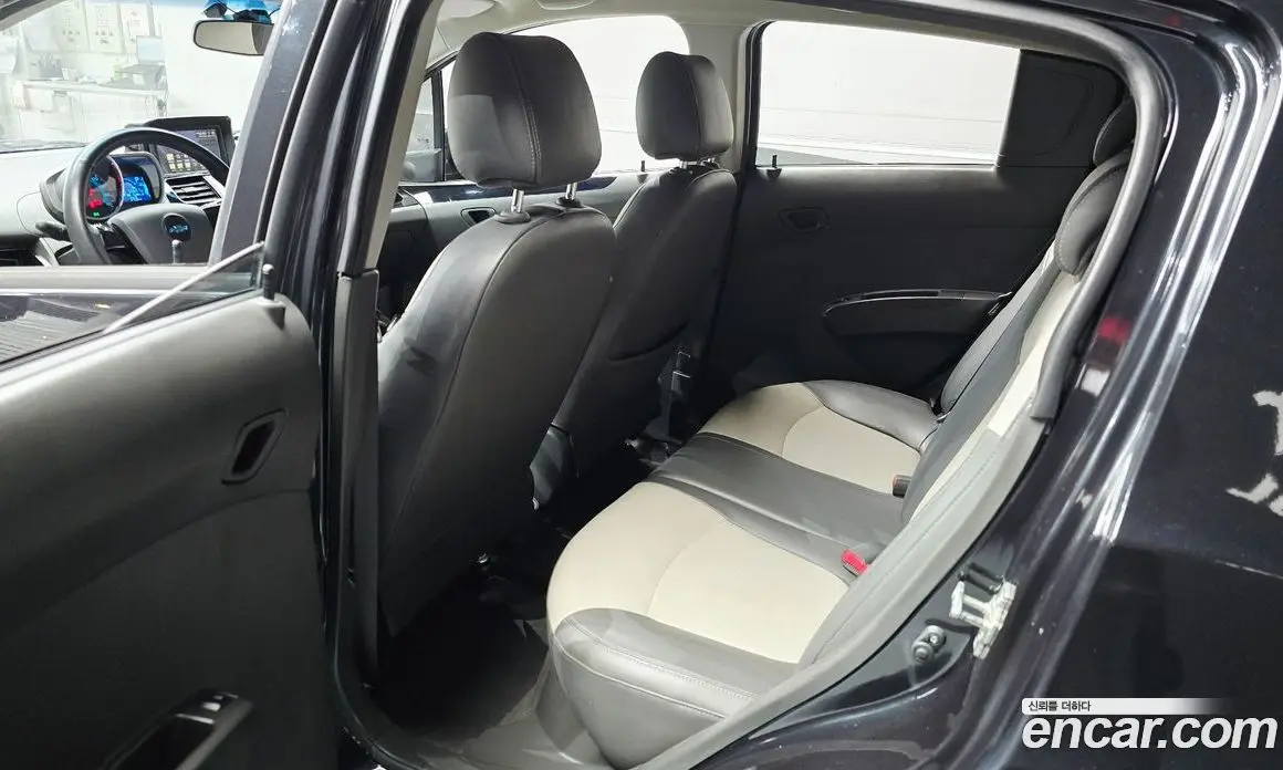 Chevrolet Spark 2015 1.0 автомат (гидро), фото 17 Chevrolet Spark 2015 1.0 автомат (гидро), фото 17