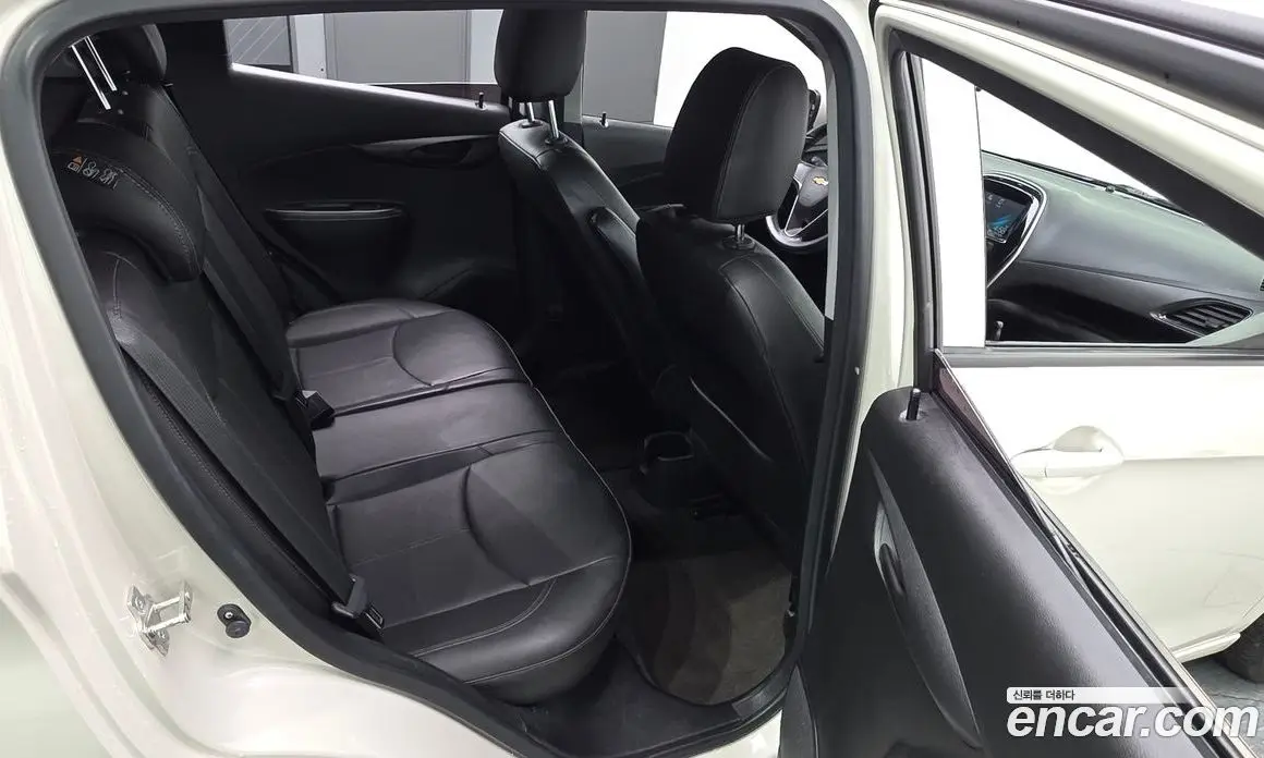 Chevrolet Spark 2015 1.0 автомат (гидро), фото 17 Chevrolet Spark 2015 1.0 автомат (гидро), фото 17