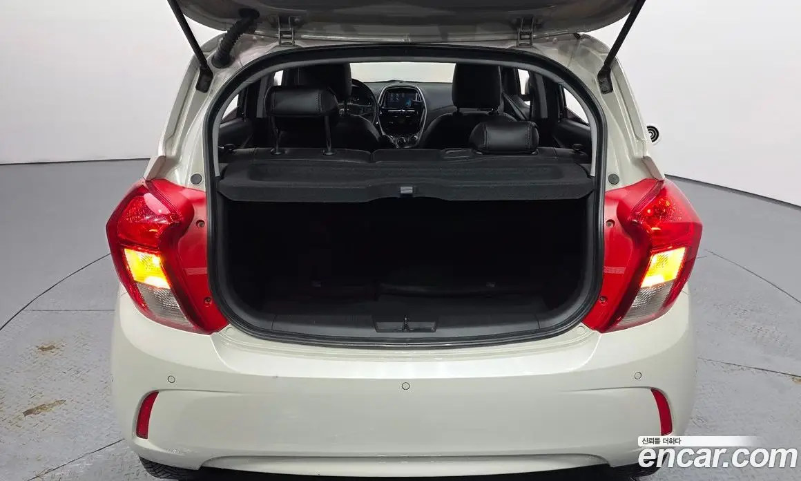 Chevrolet Spark 2015 1.0 автомат (гидро), фото 24 Chevrolet Spark 2015 1.0 автомат (гидро), фото 24