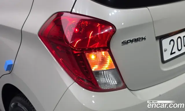 Chevrolet Spark 2015 1.0 автомат (гидро), миниатюра 9 Chevrolet Spark 2015 1.0 автомат (гидро), миниатюра 9