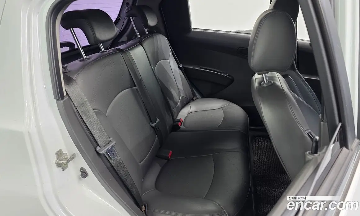 Chevrolet Spark 2015 1.0 автомат (гидро), фото 16 Chevrolet Spark 2015 1.0 автомат (гидро), фото 16