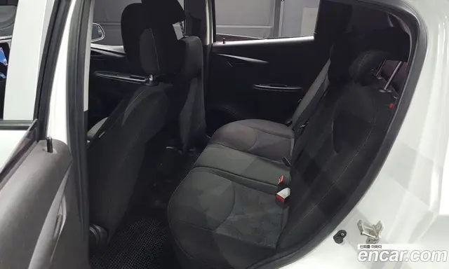Chevrolet Spark 2016 1.0 автомат (гидро), миниатюра 12