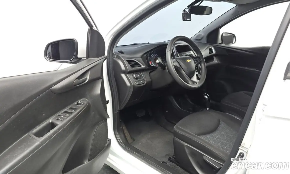 Chevrolet Spark 2018 1.0 автомат (гидро), фото 12 Chevrolet Spark 2018 1.0 автомат (гидро), фото 12