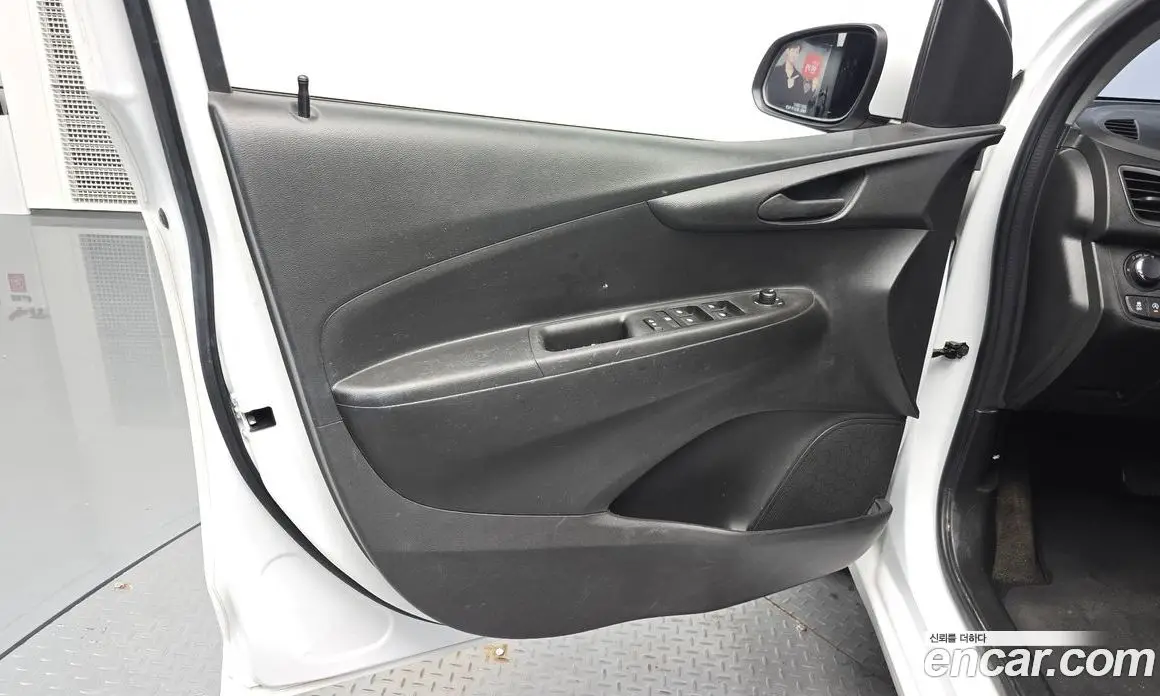 Chevrolet Spark 2018 1.0 автомат (гидро), фото 13 Chevrolet Spark 2018 1.0 автомат (гидро), фото 13