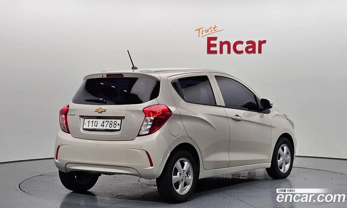Chevrolet Spark 2019 1.0 автомат (гидро), фото 1 Chevrolet Spark 2019 1.0 автомат (гидро), фото 1