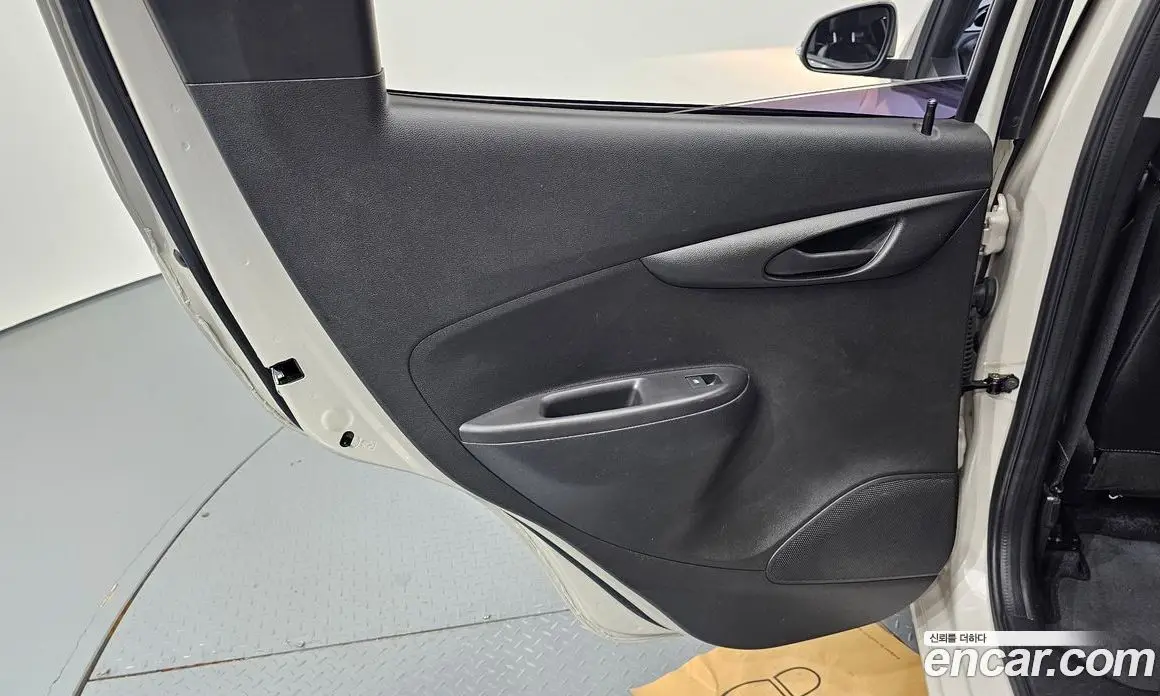 Chevrolet Spark 2019 1.0 автомат (гидро), фото 14 Chevrolet Spark 2019 1.0 автомат (гидро), фото 14