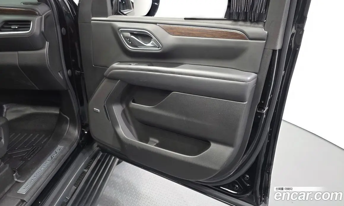 Chevrolet Tahoe 2022 6.2 автомат (гидро), фото 14 Chevrolet Tahoe 2022 6.2 автомат (гидро), фото 14