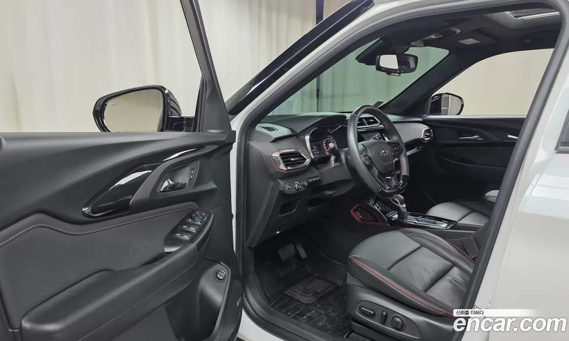 Chevrolet TrailBlazer 2022 1.3 автомат (гидро), фото 13 Chevrolet TrailBlazer 2022 1.3 автомат (гидро), фото 13