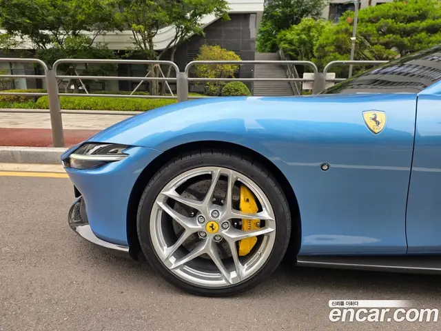 Ferrari Roma 2025 3.9 автомат (гидро), миниатюра 5 Ferrari Roma 2025 3.9 автомат (гидро), миниатюра 5