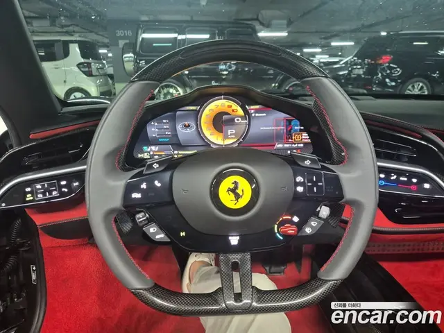 Ferrari SF90 2023 4.0 автомат (робот), миниатюра 12