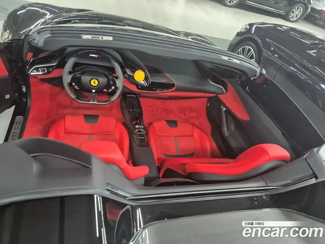Ferrari SF90 2023 4.0 автомат (робот), миниатюра 6