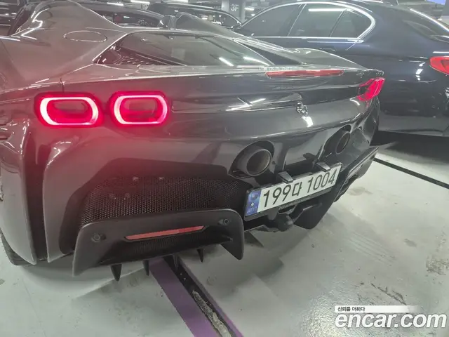 Ferrari SF90 2023 4.0 автомат (робот), миниатюра 8