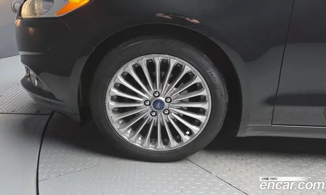 Ford Fusion 2014 2.0 автомат (гидро), миниатюра 5 Ford Fusion 2014 2.0 автомат (гидро), миниатюра 5