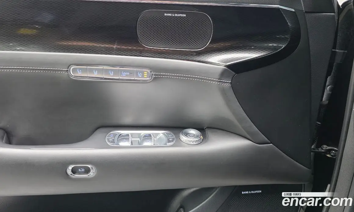 Genesis G90 2022 3.5 автомат (гидро), фото 27 Genesis G90 2022 3.5 автомат (гидро), фото 27