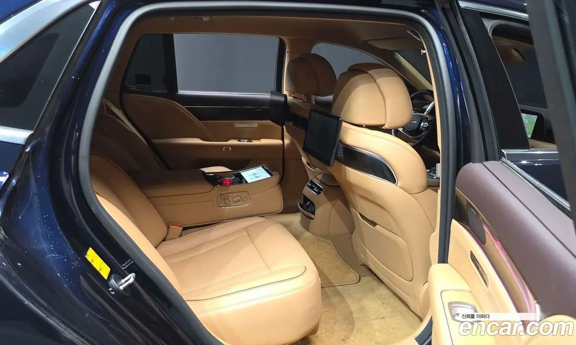 Genesis G90 2023 3.5 автомат (гидро), фото 12 Genesis G90 2023 3.5 автомат (гидро), фото 12