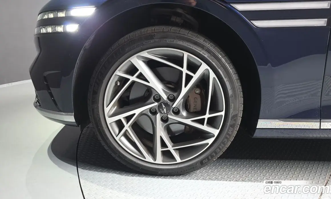 Genesis G90 2023 3.5 автомат (гидро), фото 5 Genesis G90 2023 3.5 автомат (гидро), фото 5