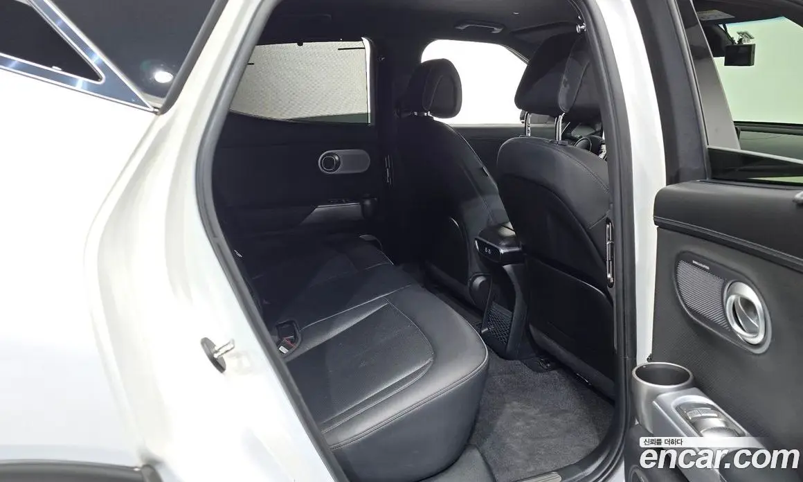 Genesis GV60 2022 0.1 автомат (гидро), фото 17 Genesis GV60 2022 0.1 автомат (гидро), фото 17