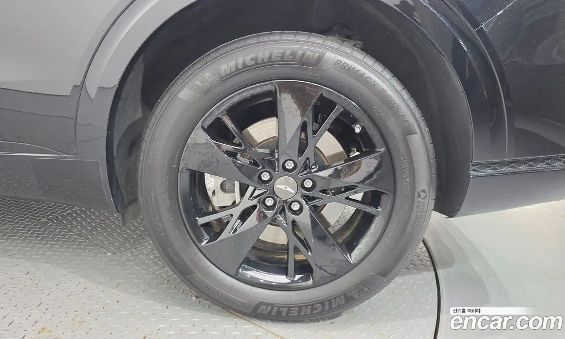 Genesis GV70 2021 2.5 автомат (гидро), фото 7 Genesis GV70 2021 2.5 автомат (гидро), фото 7