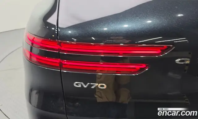 Genesis GV70 2021 2.5 автомат (гидро), миниатюра 9 Genesis GV70 2021 2.5 автомат (гидро), миниатюра 9