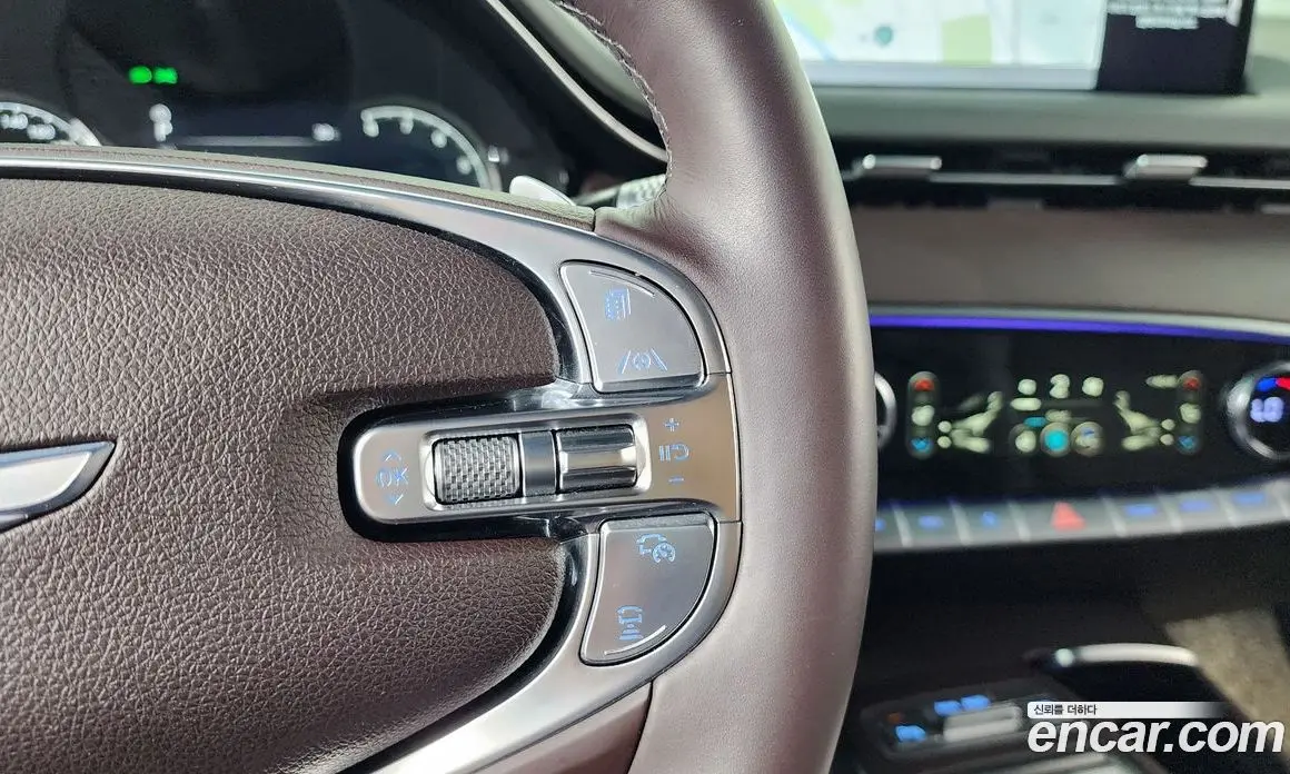 Genesis GV70 2021 2.5 автомат (гидро), фото 15 Genesis GV70 2021 2.5 автомат (гидро), фото 15