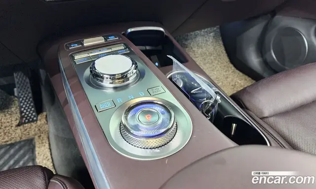 Genesis GV70 2021 2.5 автомат (гидро), миниатюра 9 Genesis GV70 2021 2.5 автомат (гидро), миниатюра 9