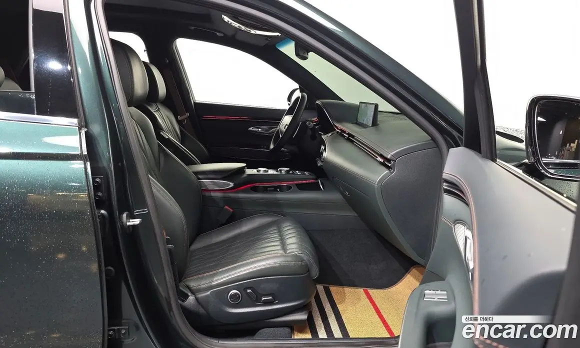 Genesis GV70 2021 2.5 автомат (гидро), фото 16 Genesis GV70 2021 2.5 автомат (гидро), фото 16