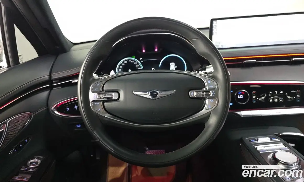 Genesis GV70 2021 2.5 автомат (гидро), фото 18 Genesis GV70 2021 2.5 автомат (гидро), фото 18