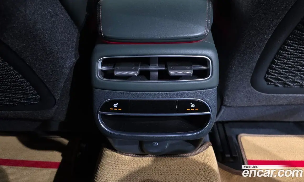 Genesis GV70 2021 2.5 автомат (гидро), фото 23 Genesis GV70 2021 2.5 автомат (гидро), фото 23