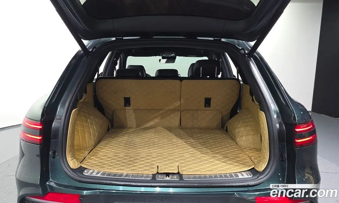 Genesis GV70 2021 2.5 автомат (гидро), фото 25 Genesis GV70 2021 2.5 автомат (гидро), фото 25