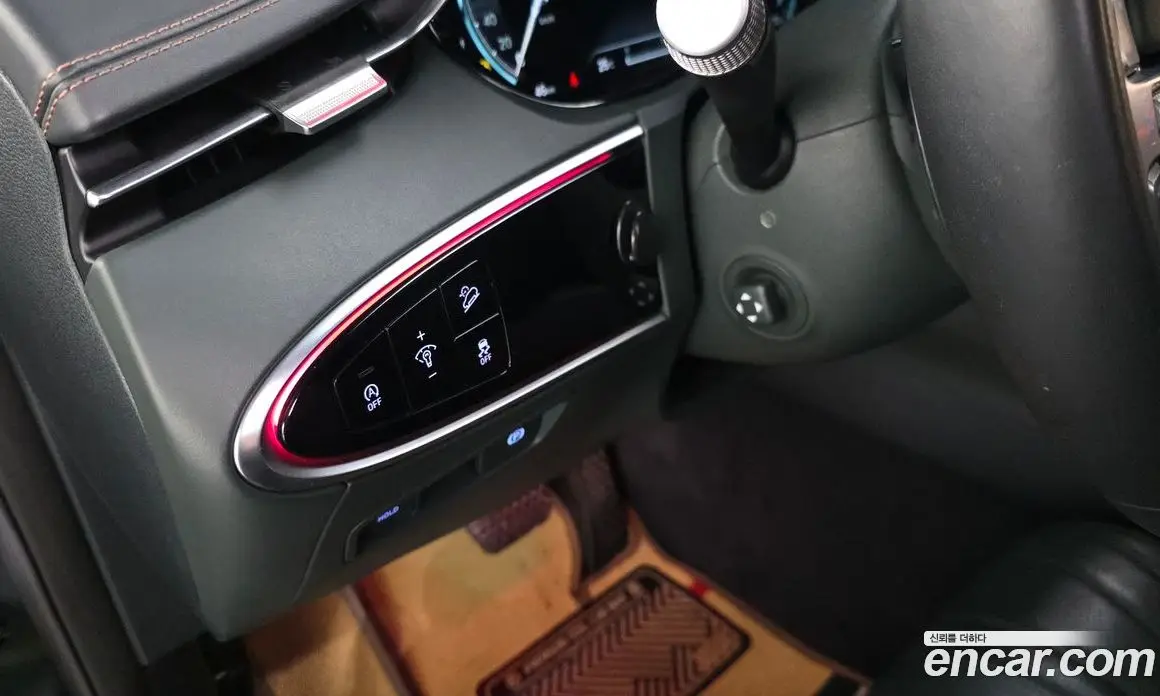 Genesis GV70 2021 2.5 автомат (гидро), фото 26 Genesis GV70 2021 2.5 автомат (гидро), фото 26