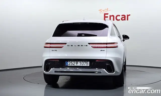 Genesis GV70 2022 2.5 автомат (гидро), миниатюра 4 Genesis GV70 2022 2.5 автомат (гидро), миниатюра 4