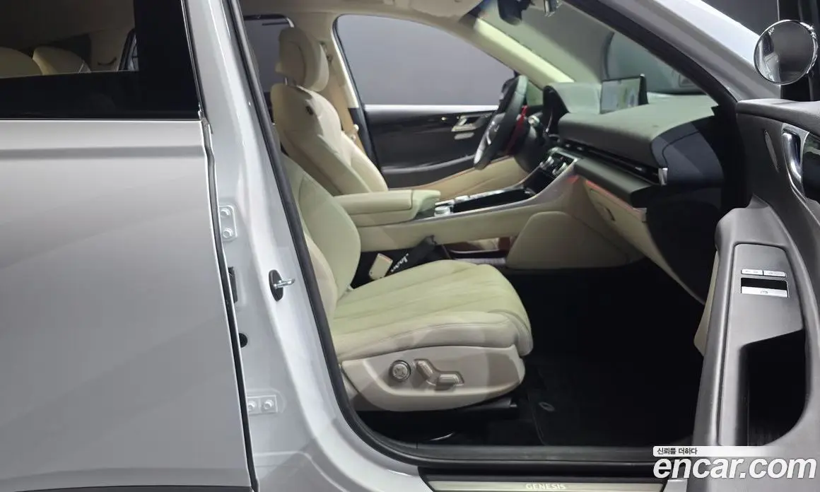 Genesis GV80 2021 2.5 автомат (гидро), фото 16 Genesis GV80 2021 2.5 автомат (гидро), фото 16