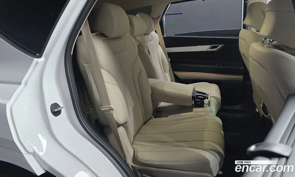 Genesis GV80 2021 2.5 автомат (гидро), фото 17 Genesis GV80 2021 2.5 автомат (гидро), фото 17