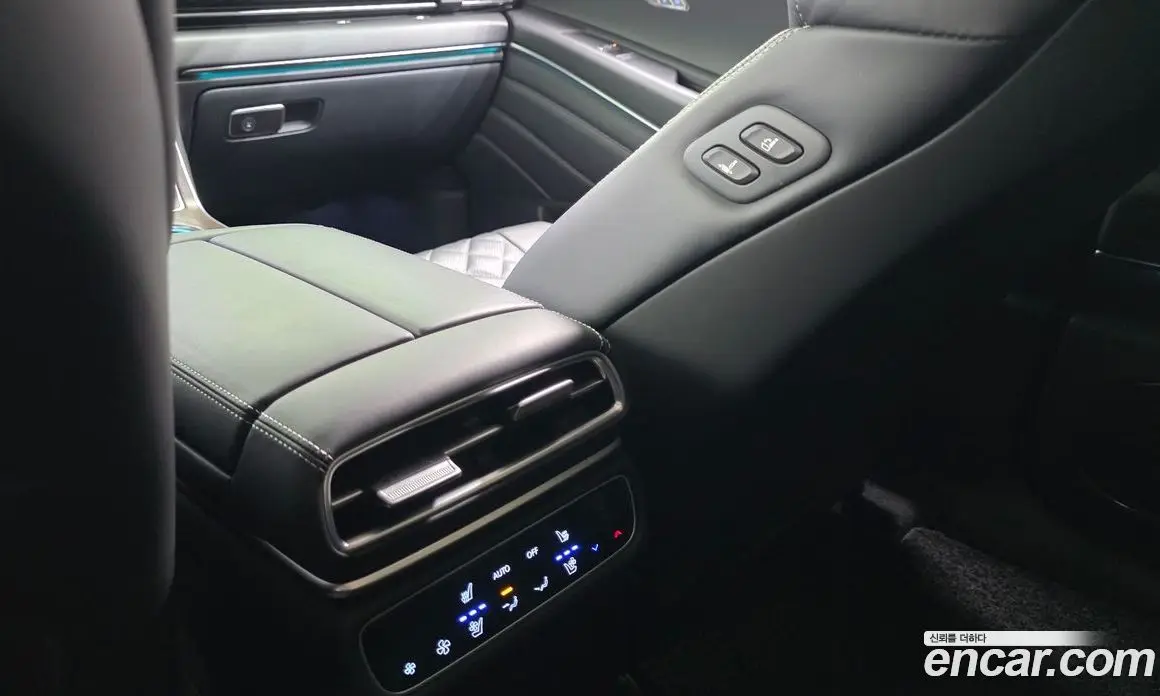 Genesis GV80 2023 2.5 автомат (гидро), фото 25 Genesis GV80 2023 2.5 автомат (гидро), фото 25
