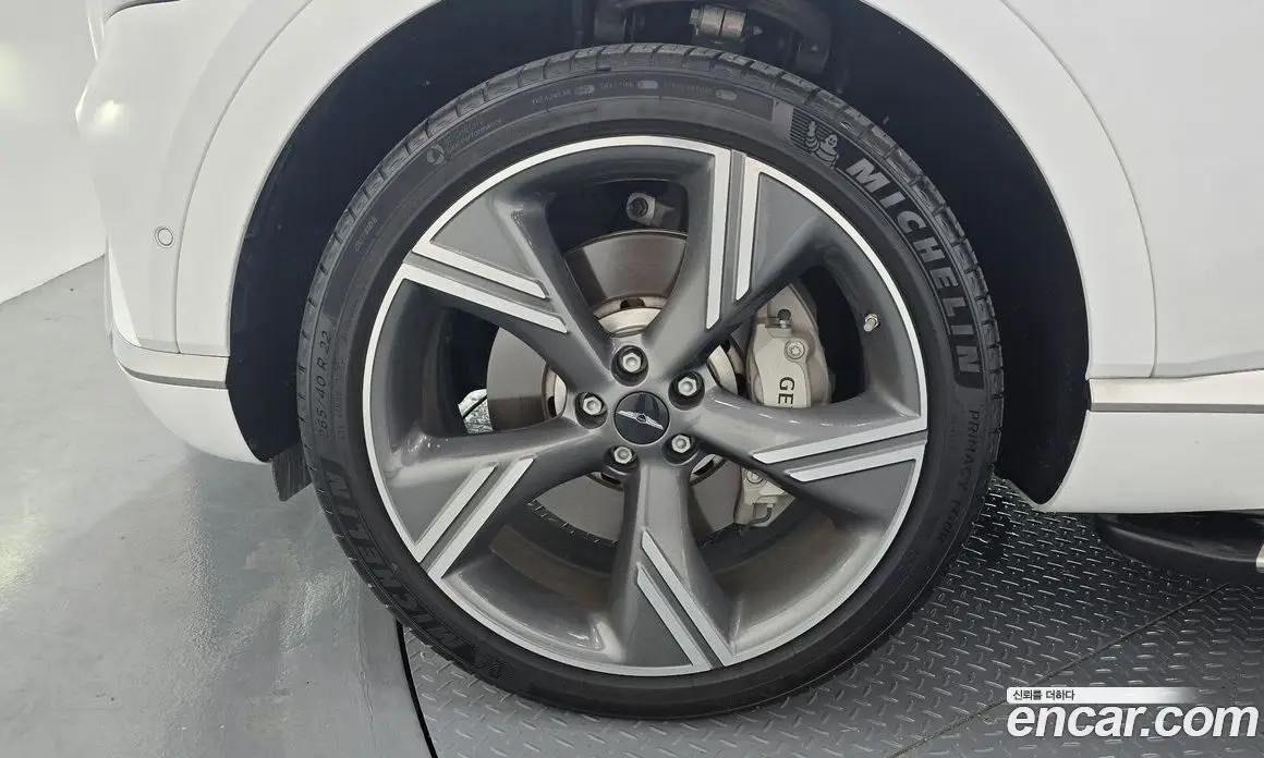 Genesis GV80 2024 2.5 автомат (гидро), фото 5 Genesis GV80 2024 2.5 автомат (гидро), фото 5