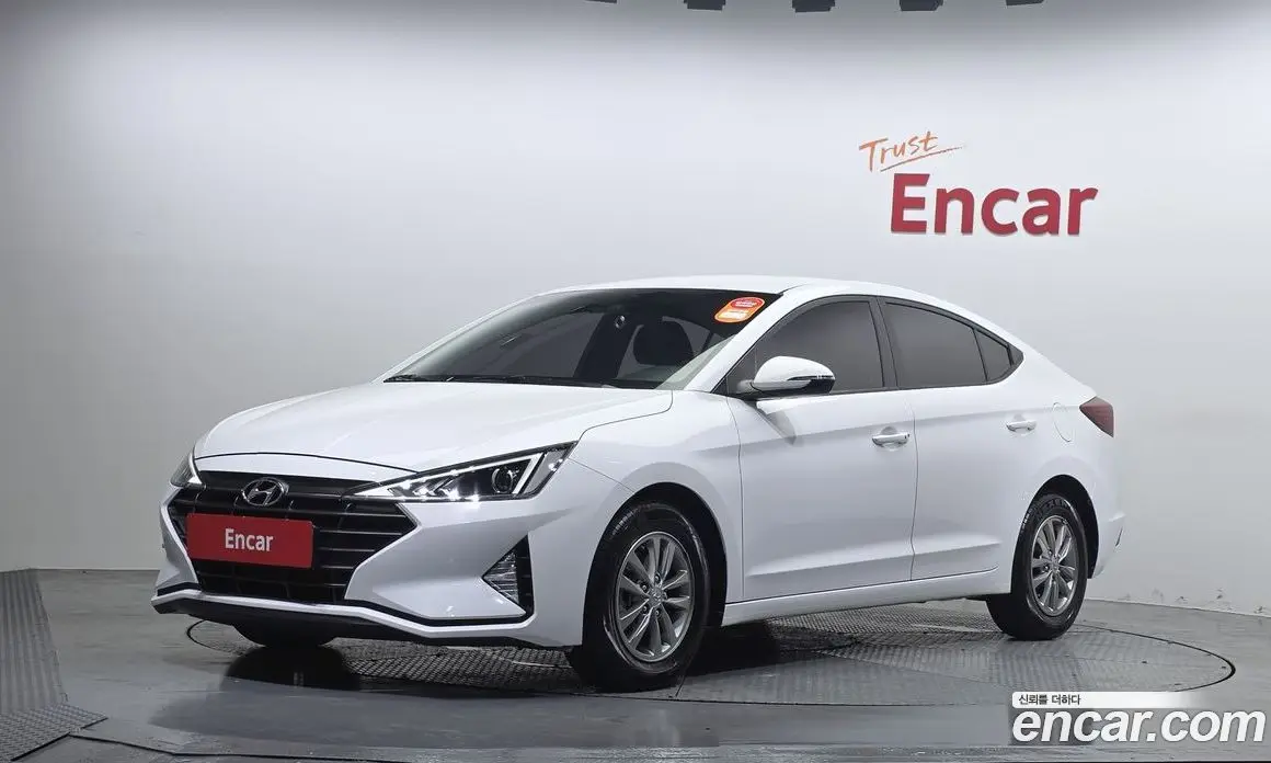 Hyundai Avante 2019 1.6 автомат (гидро), фото 1 Hyundai Avante 2019 1.6 автомат (гидро), фото 1