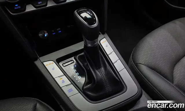 Hyundai Avante 2019 1.6 автомат (гидро), миниатюра 12