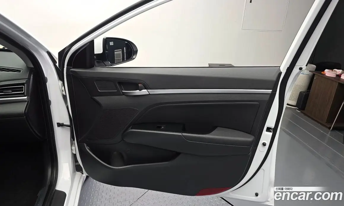 Hyundai Avante 2019 1.6 автомат (гидро), фото 14 Hyundai Avante 2019 1.6 автомат (гидро), фото 14