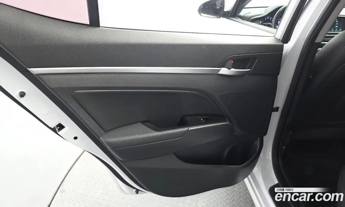 Hyundai Avante 2019 1.6 автомат (гидро), фото 15 Hyundai Avante 2019 1.6 автомат (гидро), фото 15