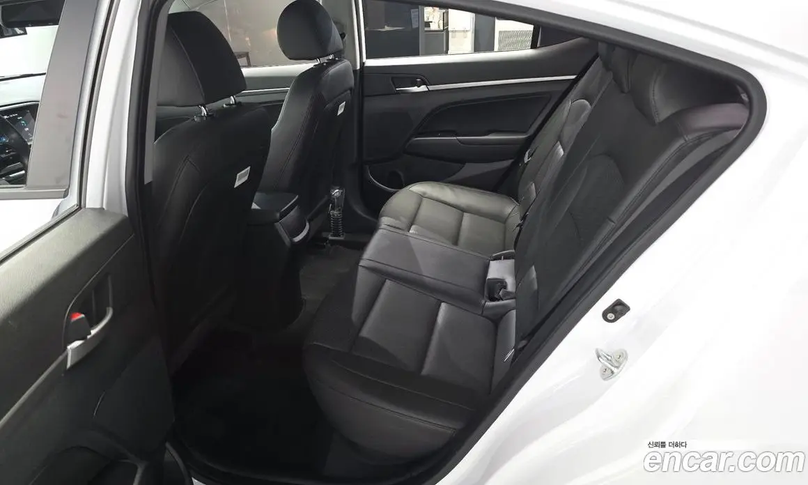 Hyundai Avante 2019 1.6 автомат (гидро), фото 17 Hyundai Avante 2019 1.6 автомат (гидро), фото 17
