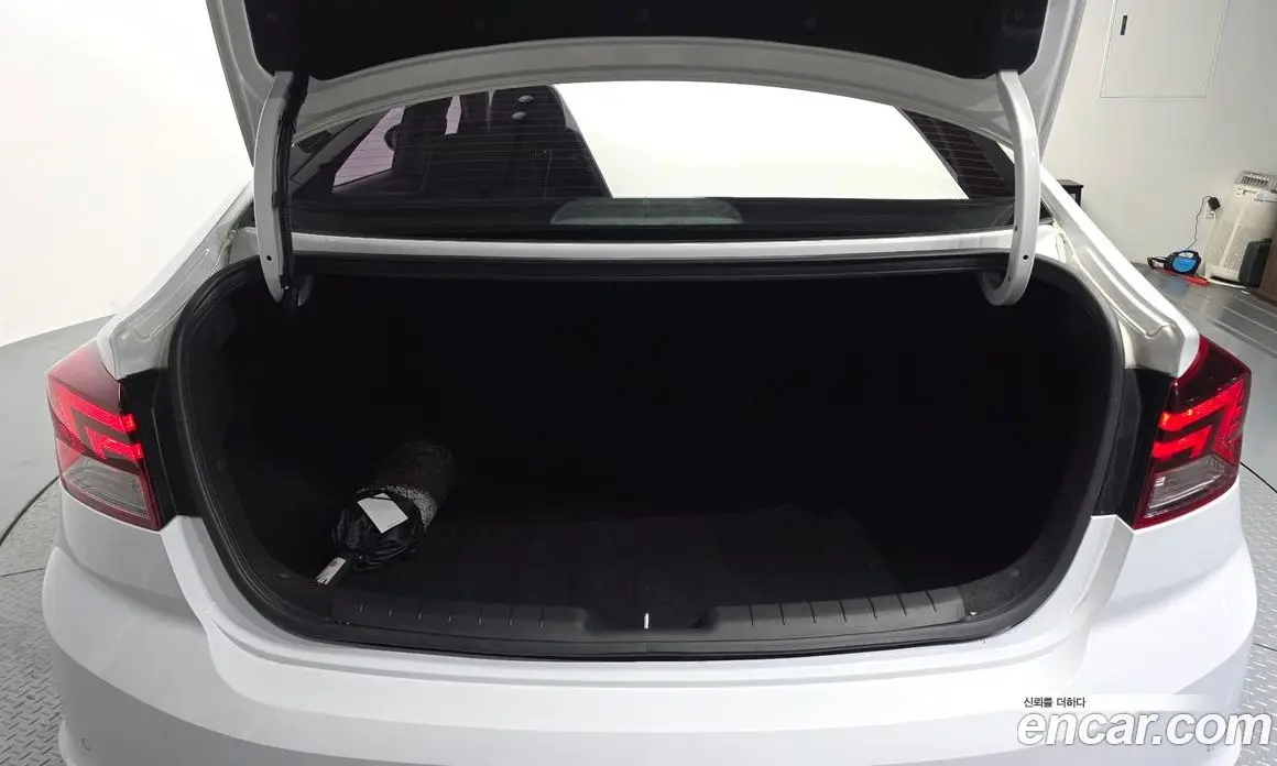 Hyundai Avante 2019 1.6 автомат (гидро), фото 27 Hyundai Avante 2019 1.6 автомат (гидро), фото 27