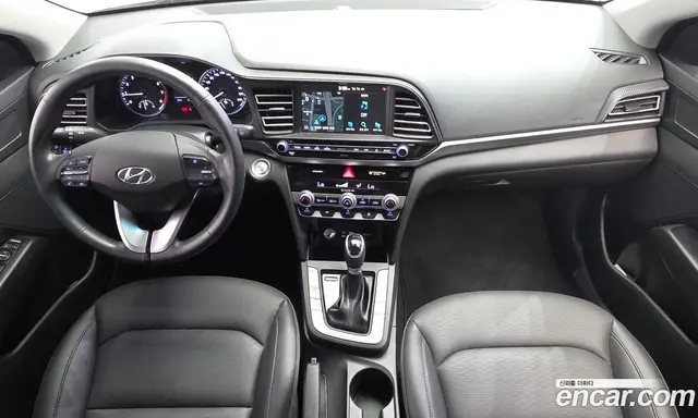 Hyundai Avante 2019 1.6 автомат (гидро), миниатюра 10 Hyundai Avante 2019 1.6 автомат (гидро), миниатюра 10