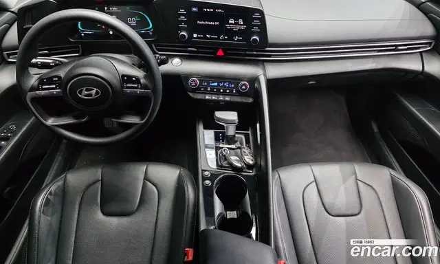 Hyundai Avante 2023 1.6 автомат (гидро), миниатюра 7 Hyundai Avante 2023 1.6 автомат (гидро), миниатюра 7