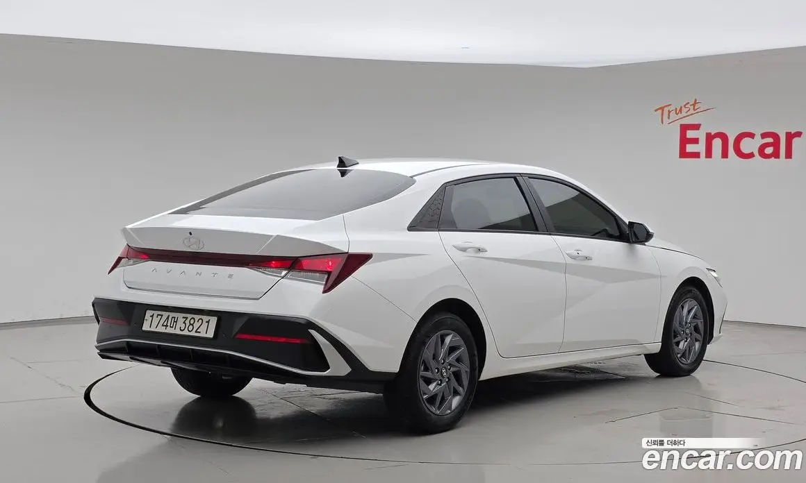 Hyundai Avante 2023 1.6 автомат (гидро), фото 2 Hyundai Avante 2023 1.6 автомат (гидро), фото 2